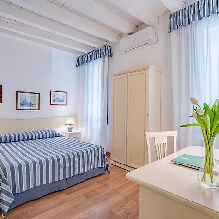 Ca' Dei Musicanti 1 Few Steps From Rialto Bridge! *