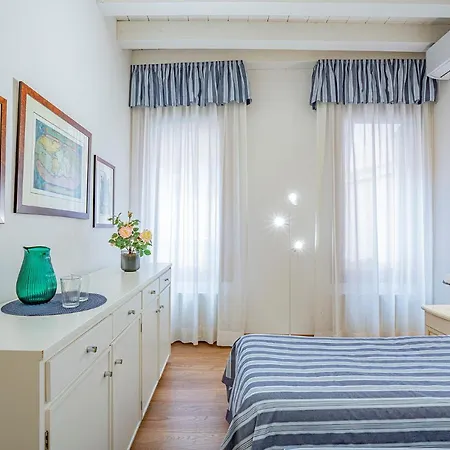 Ca' Dei Musicanti 1 Few Steps From Rialto Bridge!